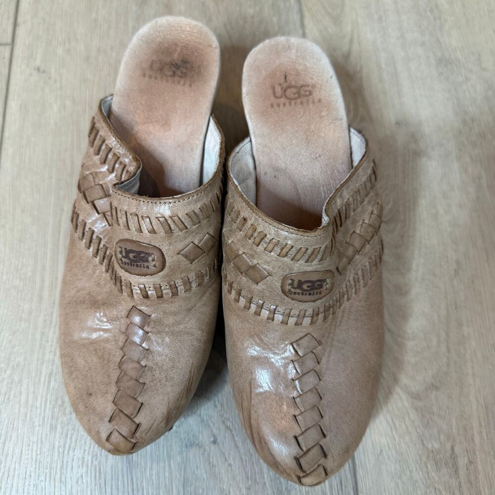 UGG AUSTRALIA VIVICA CLOGS - Picture 3 of 6